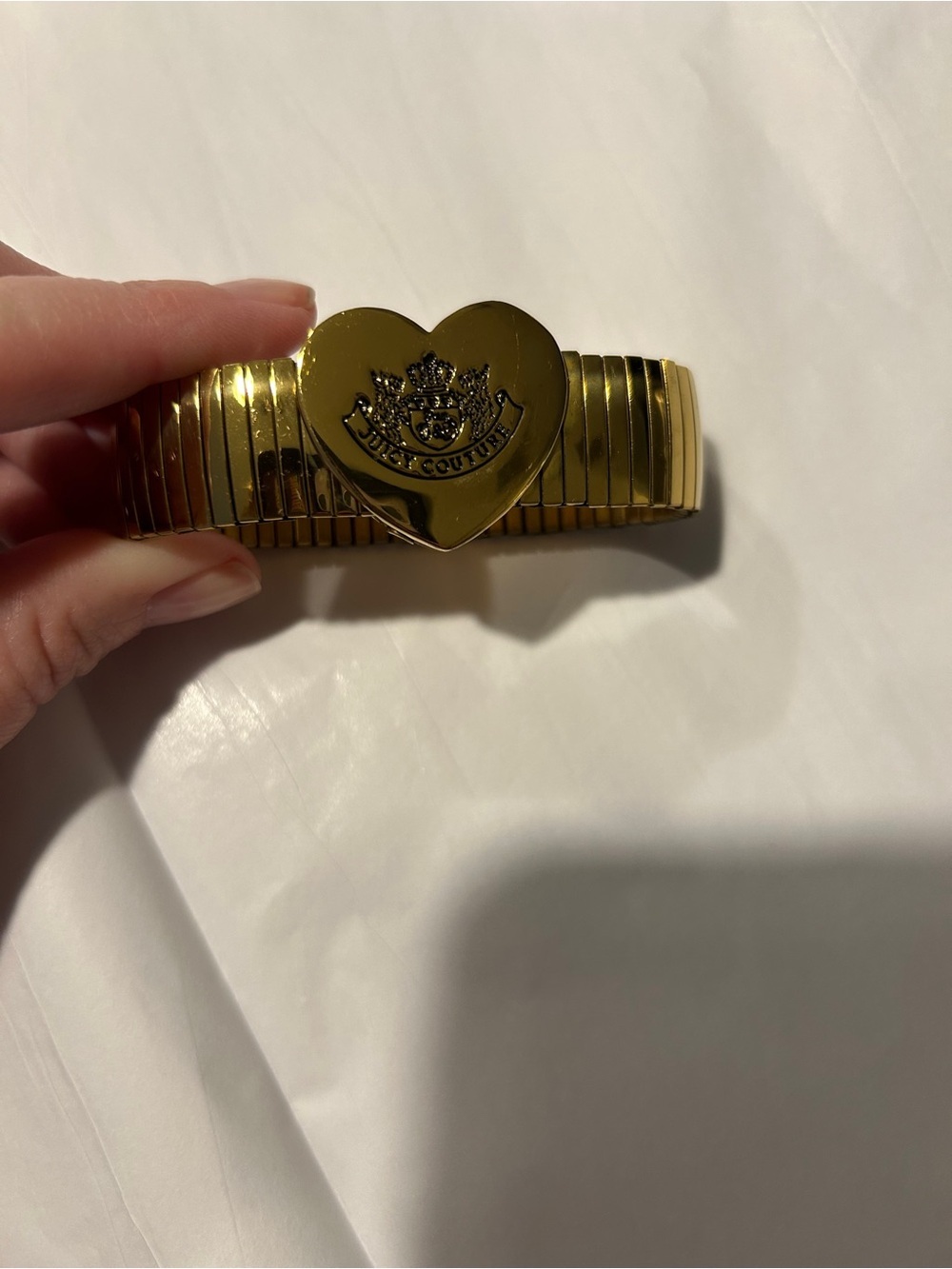 Vintage Juicy Couture Gold Tone Heart Link Stretch Bracelet - Picture 2 of 5